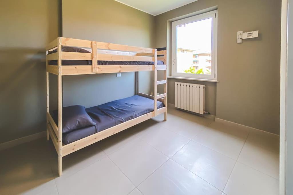 Comfort Urbano Con Box Auto Privato Pavia Exterior foto